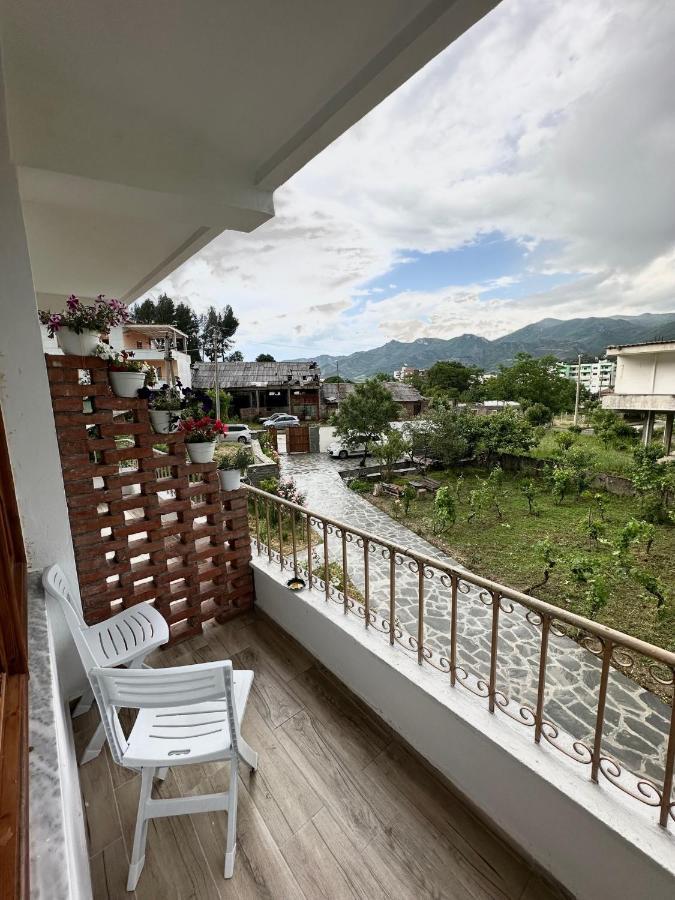 Guesthouse "Shtepia Ime" Përmet Dış mekan fotoğraf